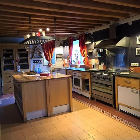 Gite du Hameau D'Amignié Vernay Exterior foto
